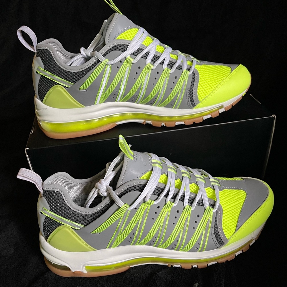 Nike Air Max 97 Haven x Clot AO2134-700 SRP$260cdn Volt / Reflective Silver